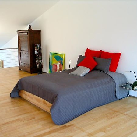 Apartamento Artist'S Loft Zur Maloya Ormalingen Habitación foto